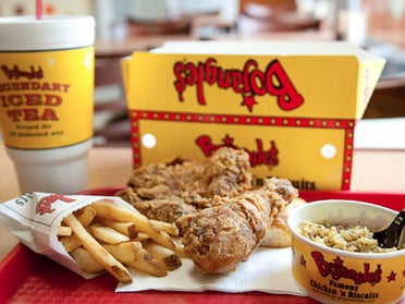 Man Finds $4,500 in His Bojangles Chicken Box Because Every Fast Food Place Is Run By Drug Lords
