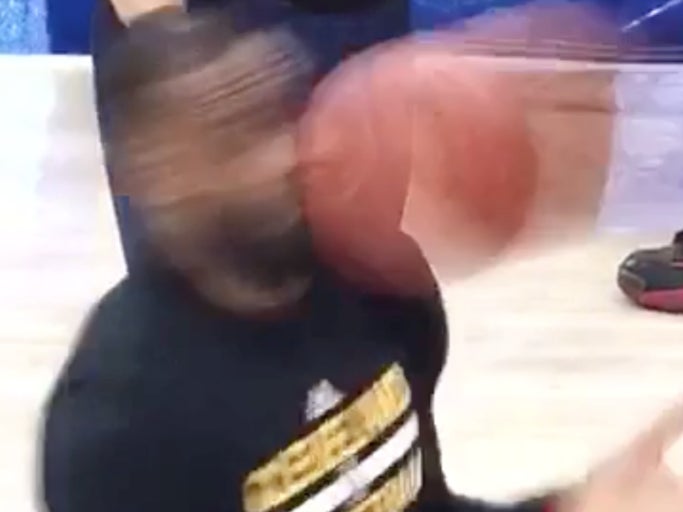 Is This The Best Vine of 2016 or The Best Vine of All Time? – Lebron Taking A Basketball Off the Face