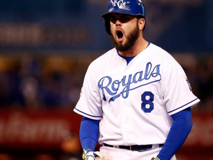 Royals, Mike Moustakas Agree On Two-Year Extension