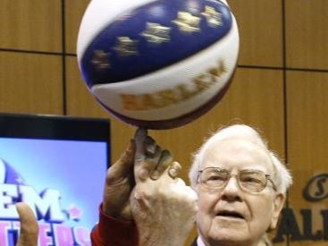 Warren Buffets Offers $1 Million a Year For Life For Perfect Sweet 16 Bracket