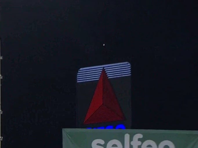 Christian Vazquez Puts A Hole In The Citgo Sign, Red Sox Sweep The Yankees To Take First Place