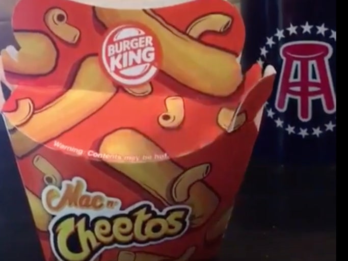 15 Second Food Review: Burger King Mac N' Cheetos