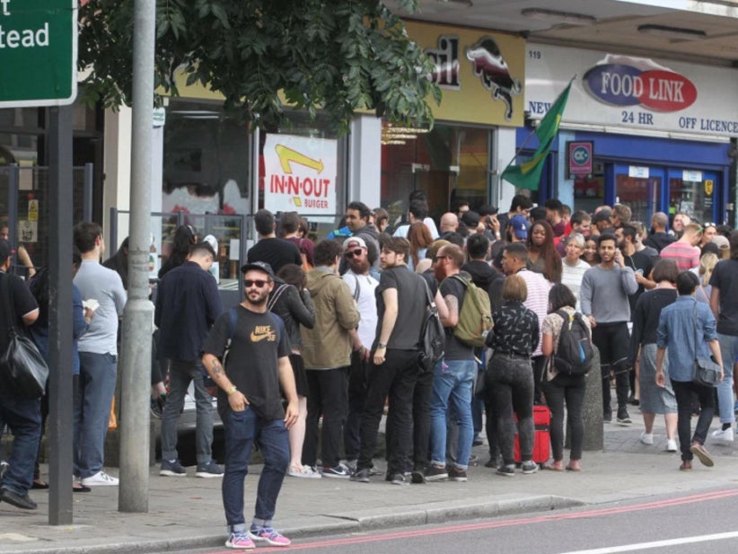 People Lined Up For Hours In London To Get A Taste Of In-N-Out