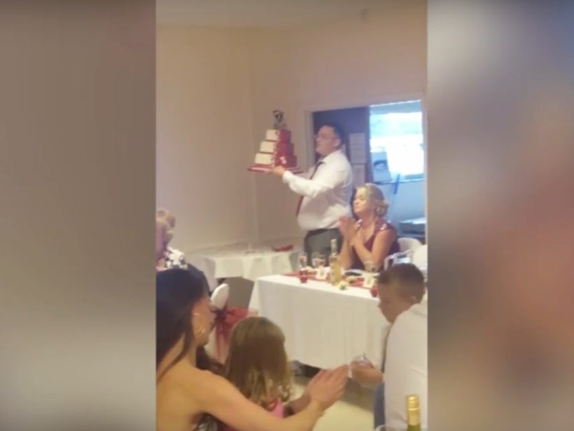 Dad Pulls Off The Most Dad Joke Ever While Giving A Speech At His Daughter's Wedding
