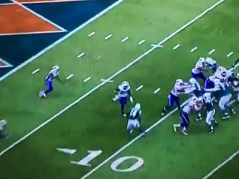 Jarvis Landry Knocked Aaron Williams Out Of The Game With A Vicious Blindside Hit