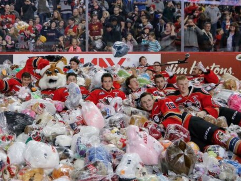 The Calgary Hitmen Kicked Off Another Great Year Of The Teddy Bear Toss