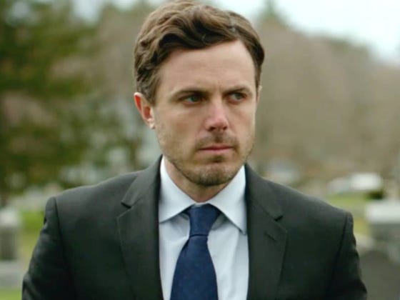 Take All The Oscars And Give Them To Casey Affleck For "Manchester By The Sea"