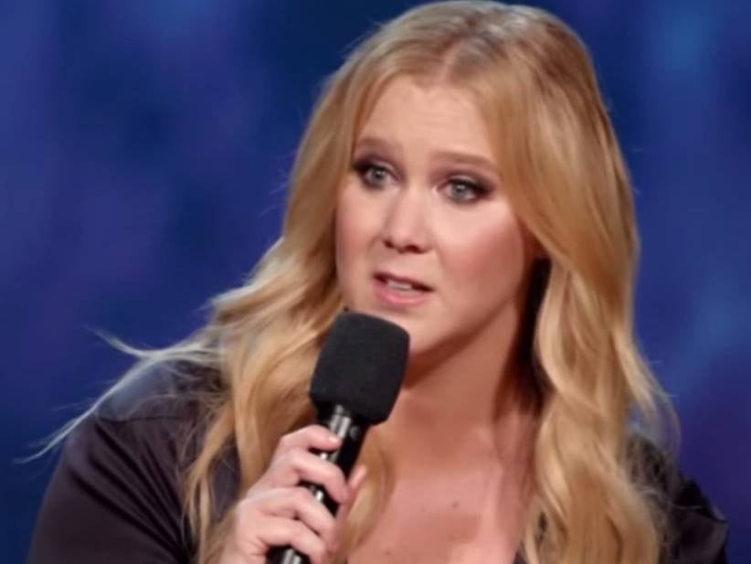 Amy Schumer Caught Her Boyfriend Yawning While She Gave Him A Blow Job