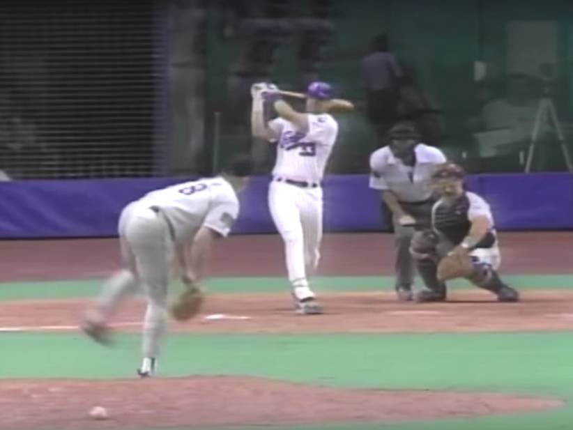 Wake Up With Larry Walker Hitting A Walk-Off Homer With The Expos (1994)