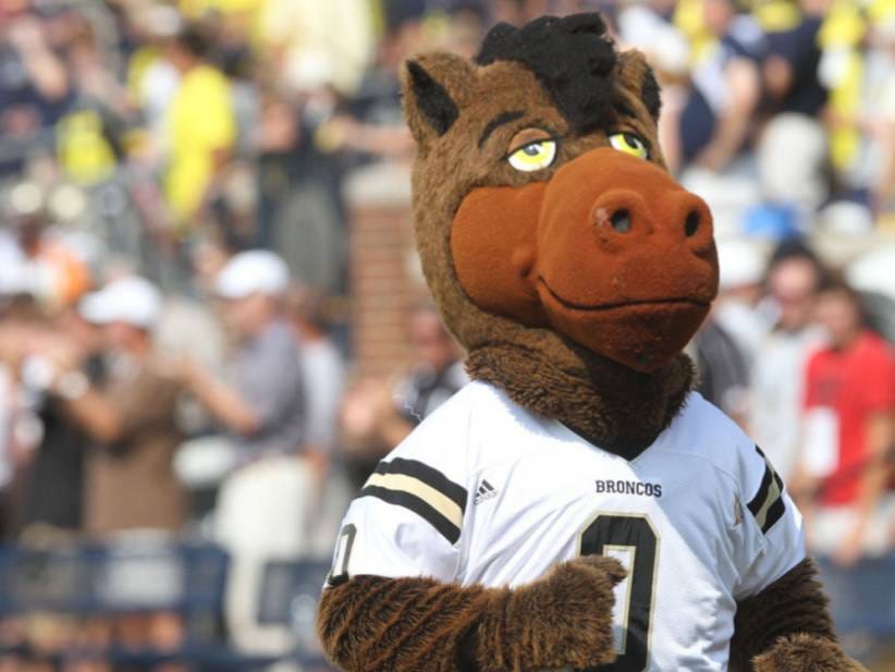 Western Michigan University Students Protest The School Changing "Goofball"  Buster The Bronco Mascot To Be More "Lean and Athletic" | Barstool Sports