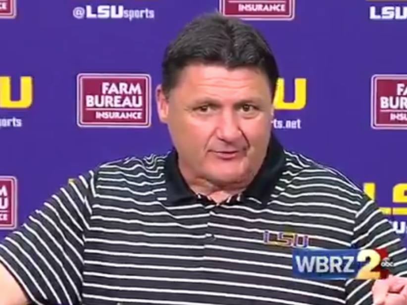 It's 2018 And Ed Orgeron Just Figured Out His iPhone Clock Automatically Adjusts For Daylight Savings