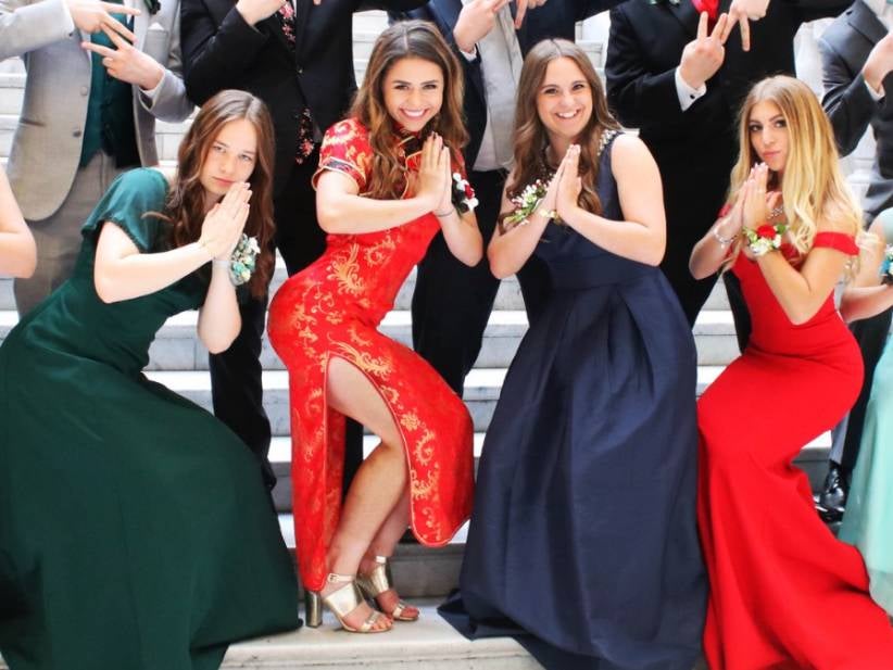 A High School Girl Wore A Traditional Chinese Dress To Prom And People Are OUTRAGED!