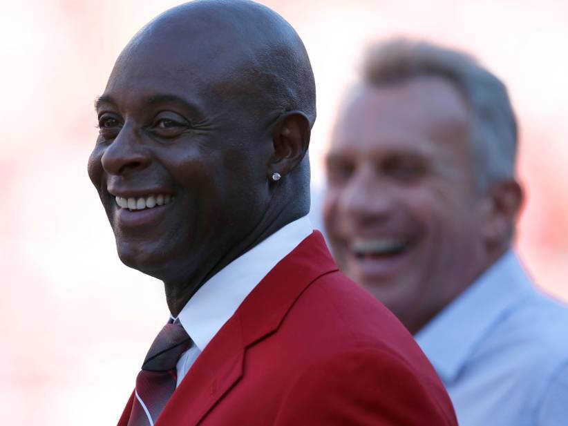 55 Year Old Jerry Rice Says He Could Play In The NFL Today, In Other News, Jerry Rice Has Gone Absolutely Senile