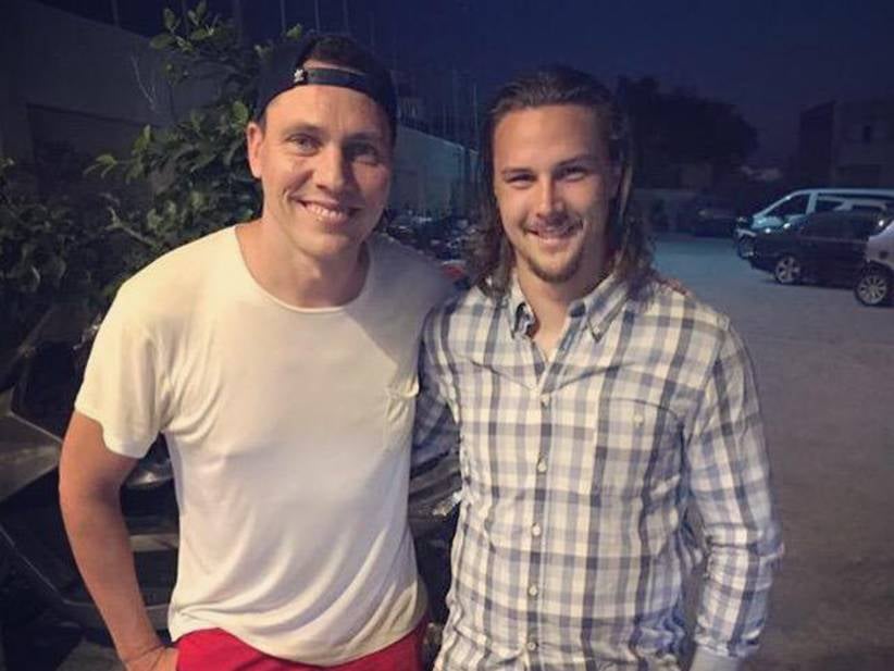 Not To Be A Narc Or Anything But I'm Pretty Sure Tiesto Is Tampering Trying To Get Erik Karlsson To Vegas