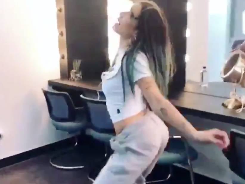 Halsey Shaking Her Ass To The New Beiber Song Is The Sexiest Video On The Internet Today