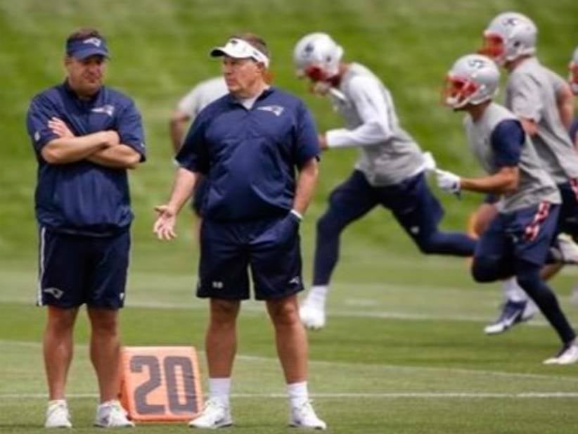 Review of 'Gridiron Genius,' the New Book about Belichick, Bill Walsh and Al Davis